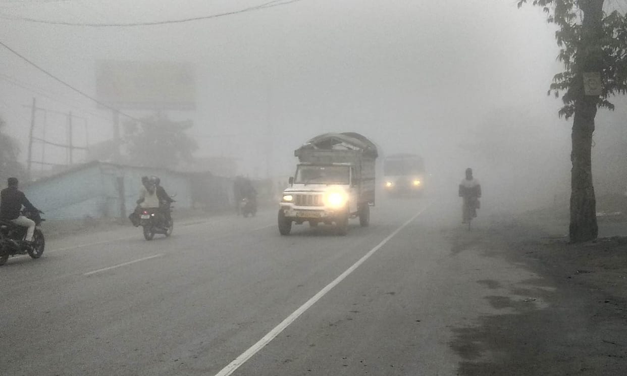 Fog remained till afternoon, then enjoyed sunshine