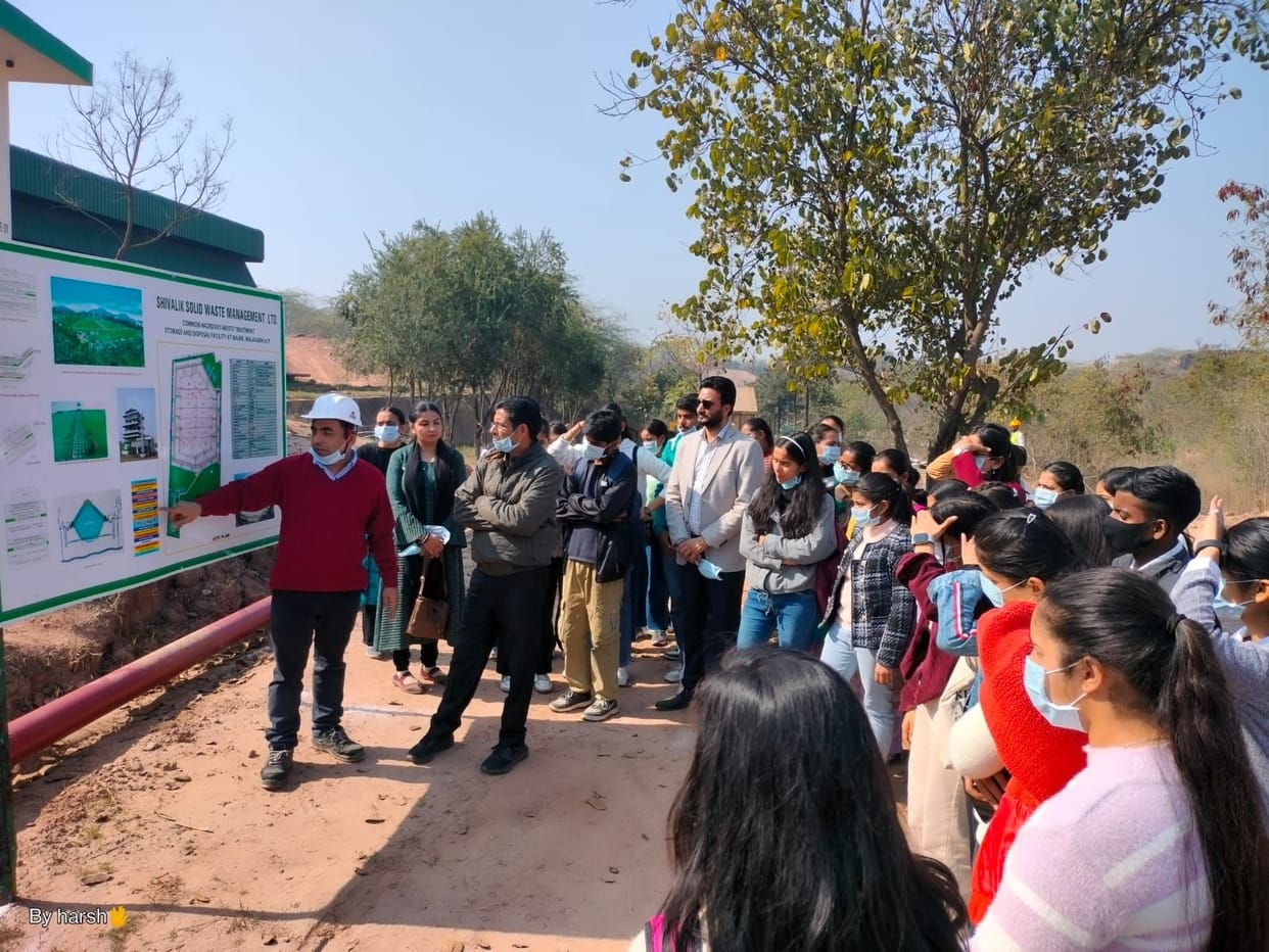Waste management plant given to students and

Mushroom production center information