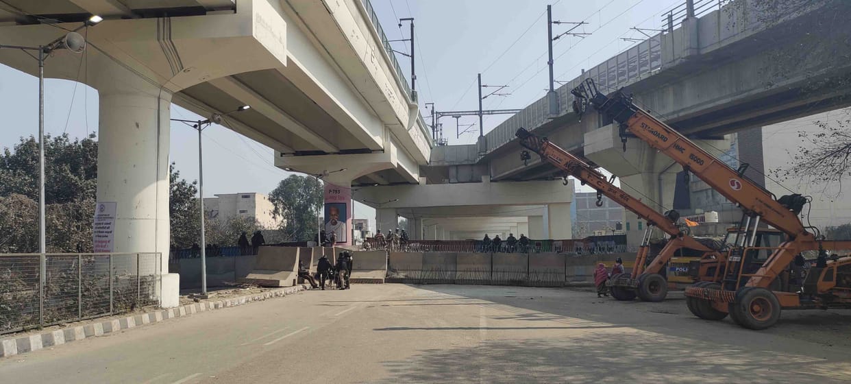 People's problems are increasing due to barricading at Tikri and Sector-9 turn.