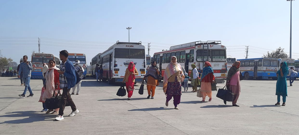 Wheels of roadways buses jammed, passengers upset