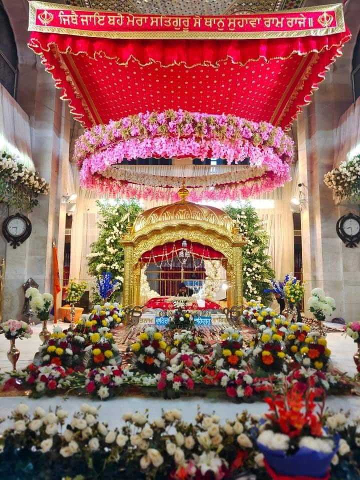 Three day congregation started, bowed at the feet of Guru