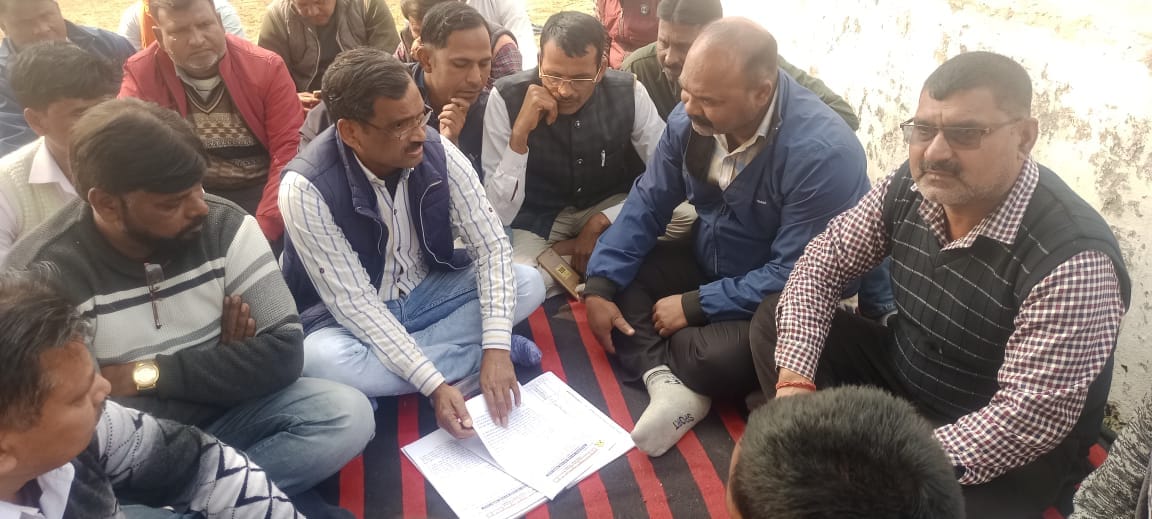 Safai Karmachari Union will give memorandum on 19th in protest against online attendance