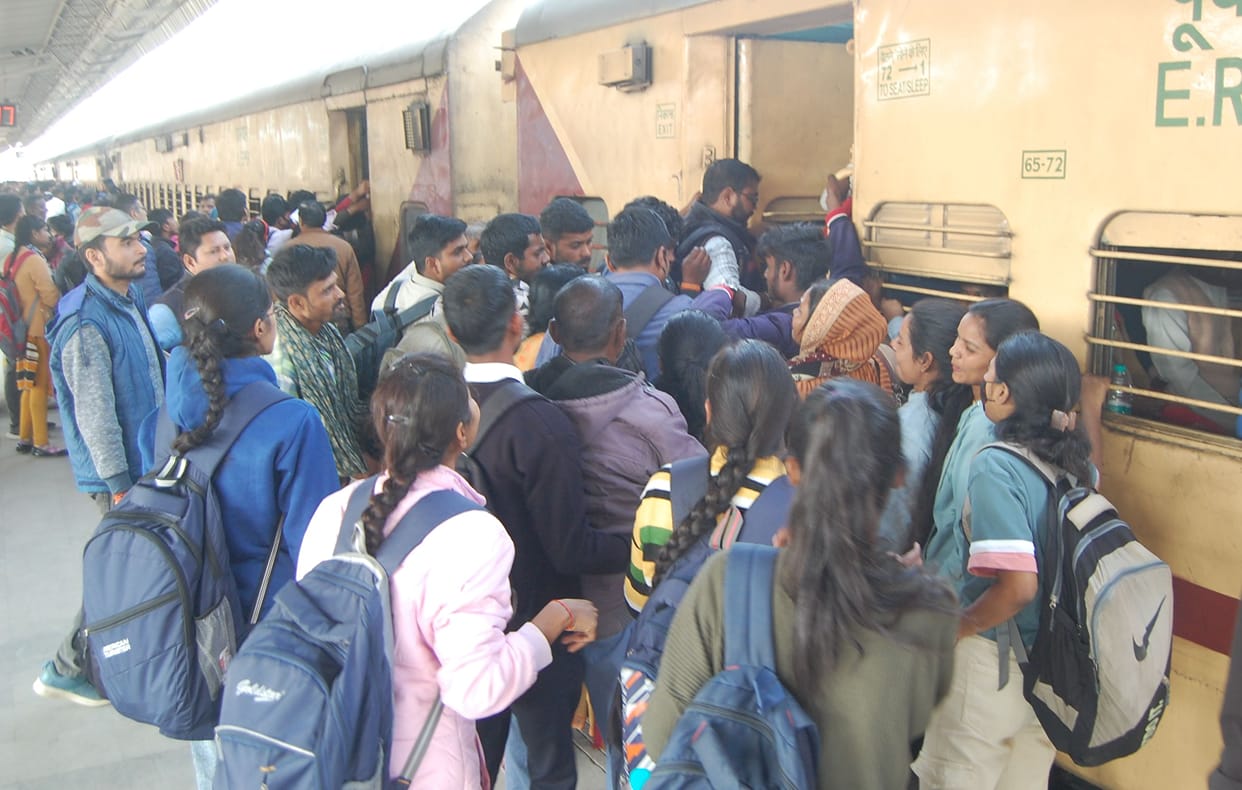 When students missed exams, they got stuck in traffic jams, there was scuffle in trains and buses.