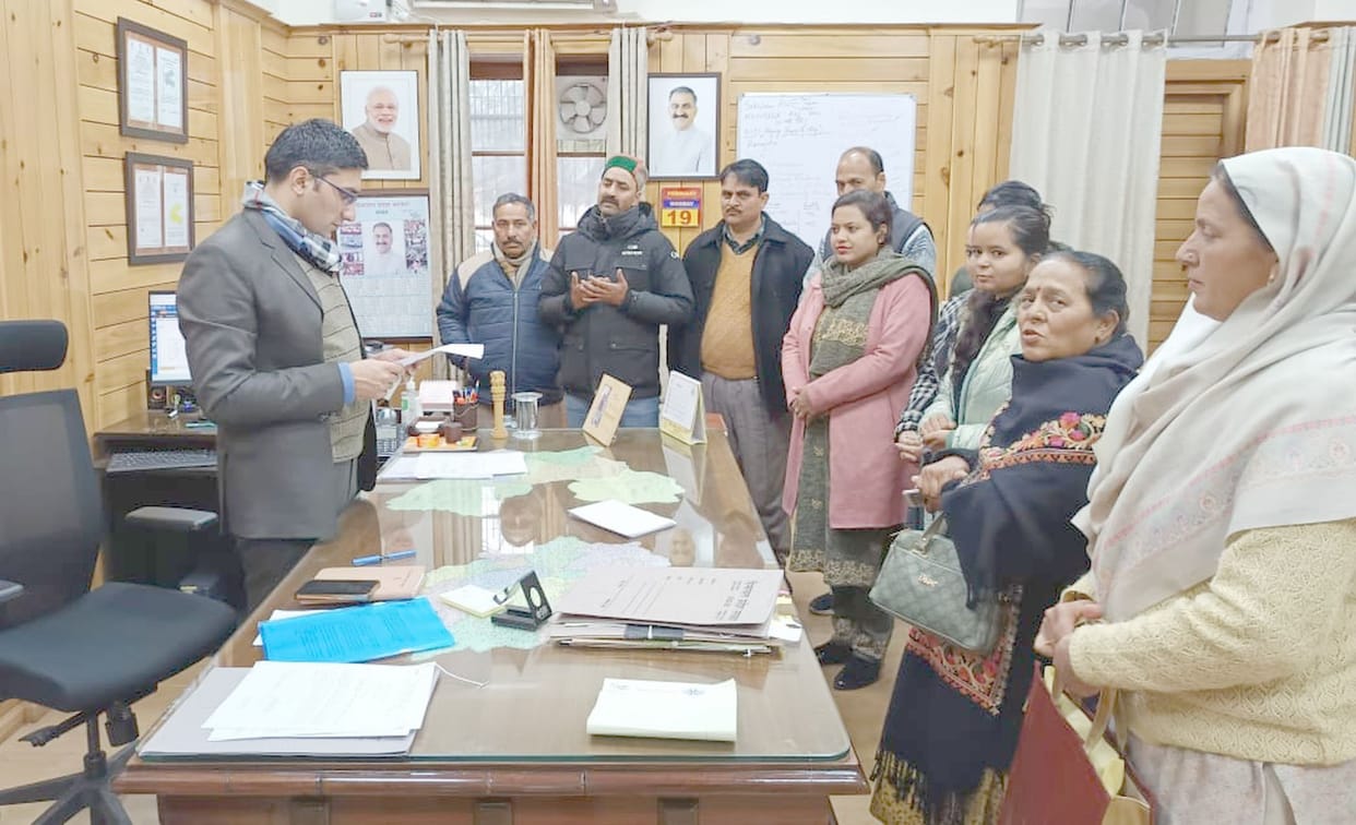 Accused of discriminating in development works, resignation sought from NP President