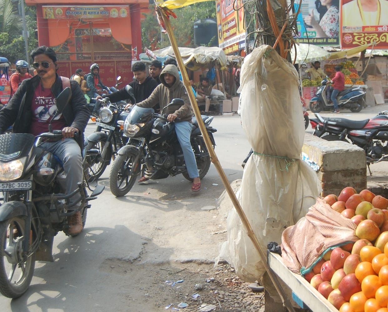 problem of electric poles
