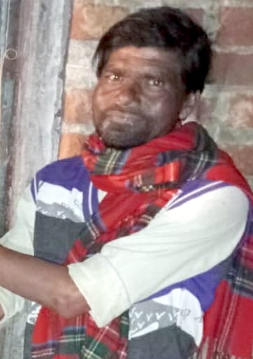 The lover hanged himself after killing the neighbor woman.