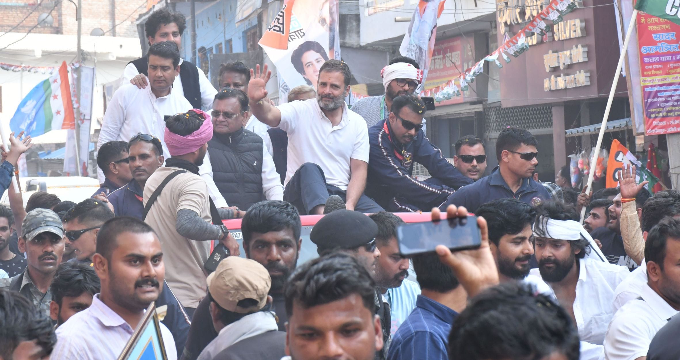 Election 2024 Congress still hopes to get moradabad lok sabha Samajwadi Party leader not ready to leave seat