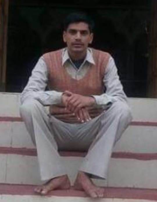 Railway employee jumped to his death in front of the train, station superintendent held responsible