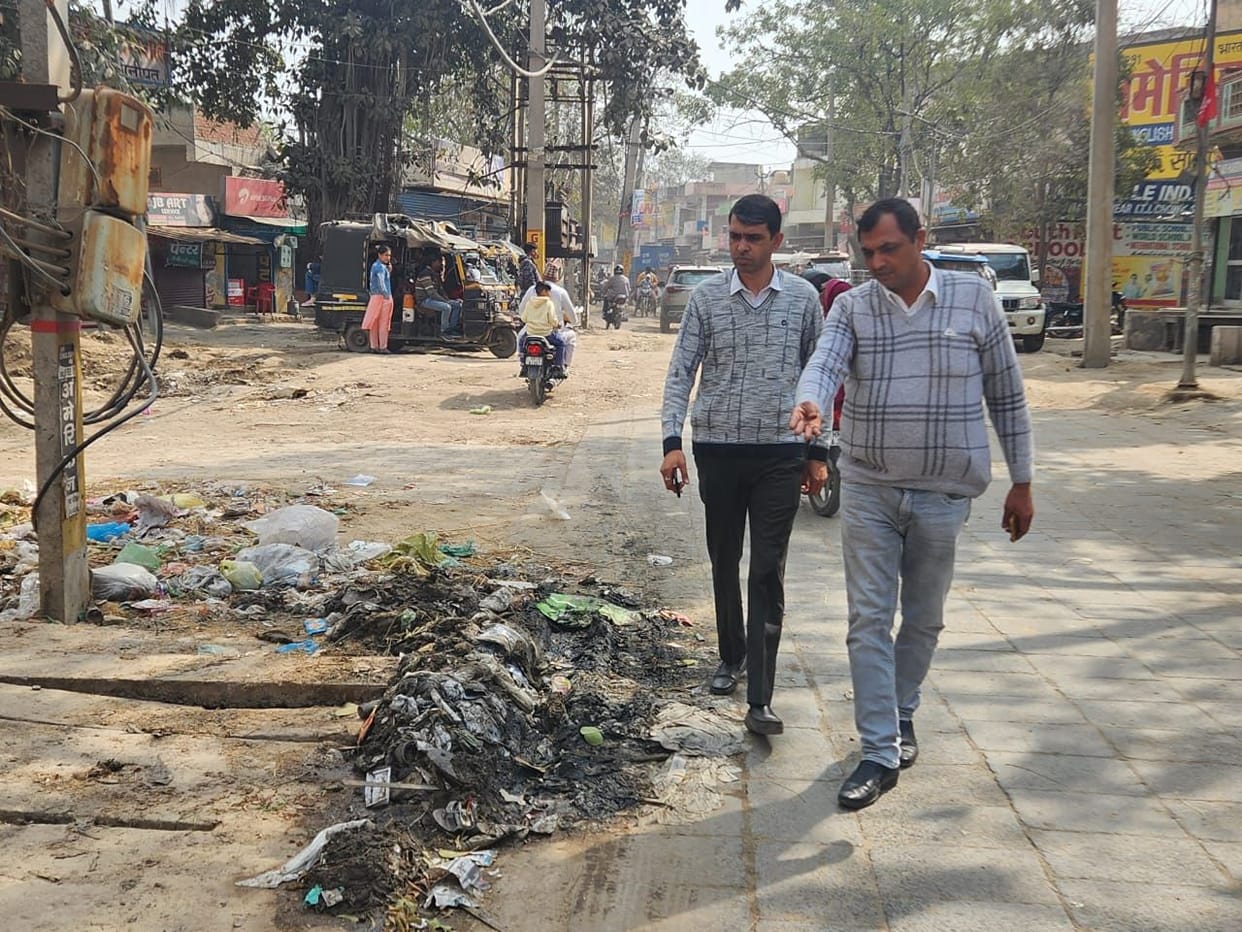Fine of Rs 10,000 for not collecting garbage