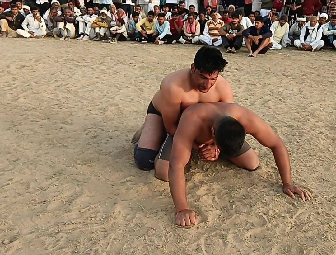 Jhandiwali wrestling: Vinod Godara of Barwa won