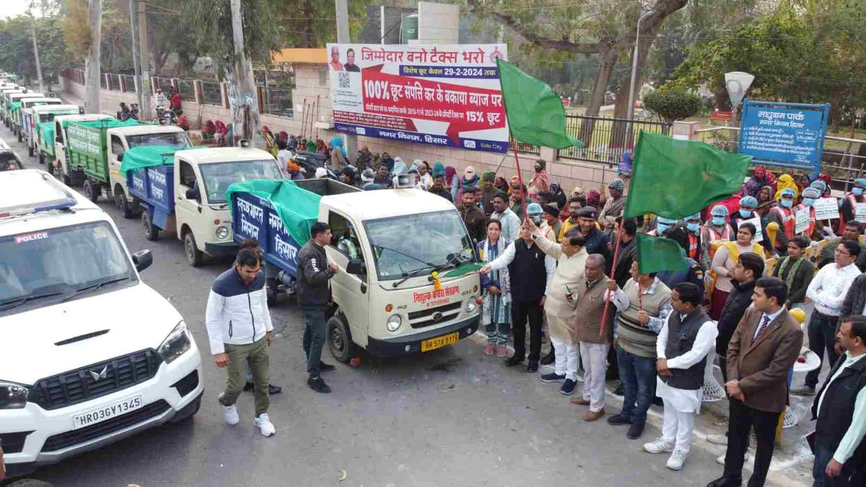 Minister flagged off vehicles but garbage was not picked up from many wards