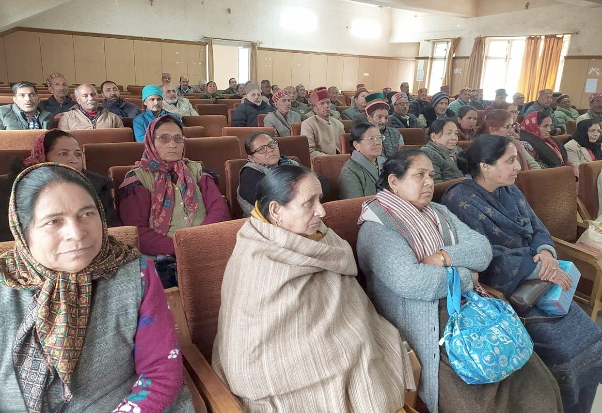 Pensioners remained silent and took out a protest rally against the government.