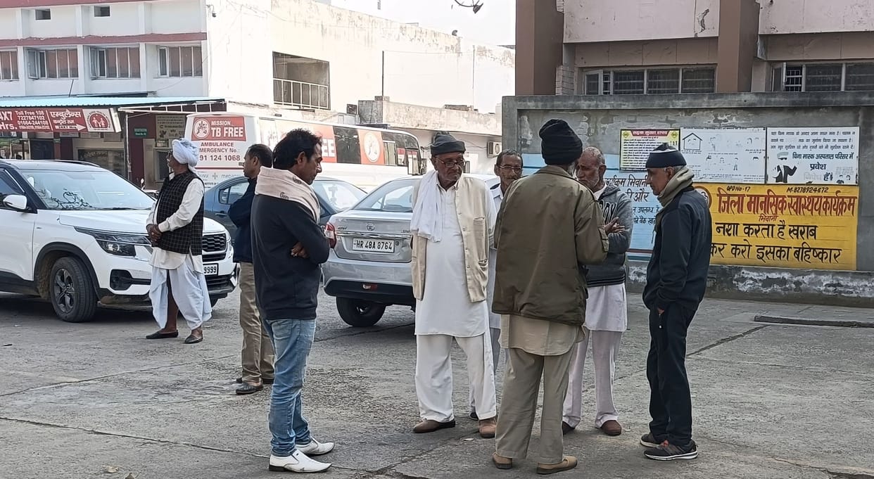 After the murder of the missing youth, the police is investigating the history till the body was found in the well.