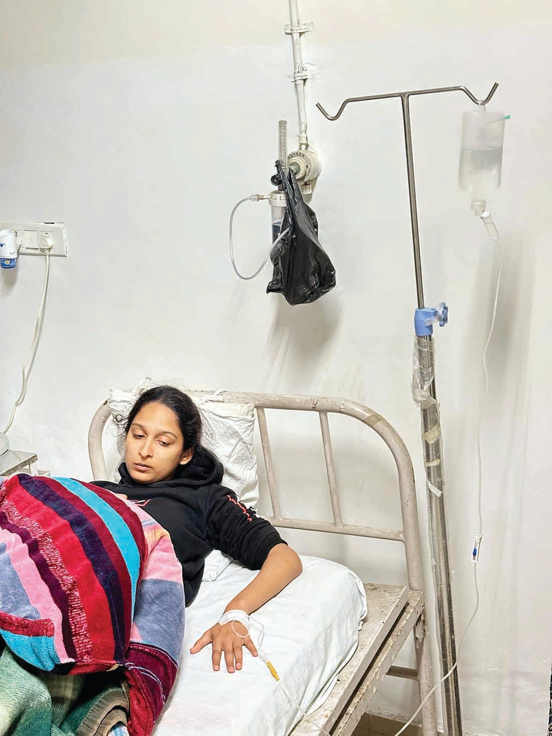 Student fainted while sitting on hunger strike