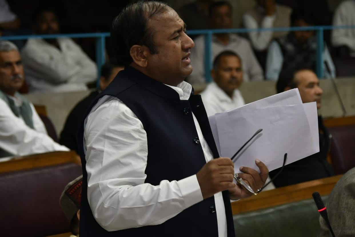 The issue of bringing metro to Sonipat and rapid train to Karnal echoed in the assembly.