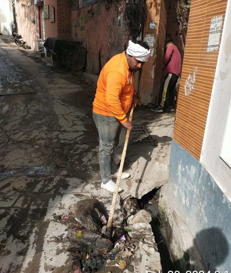 Corporation came into action after councilors' uproar, started cleaning campaign