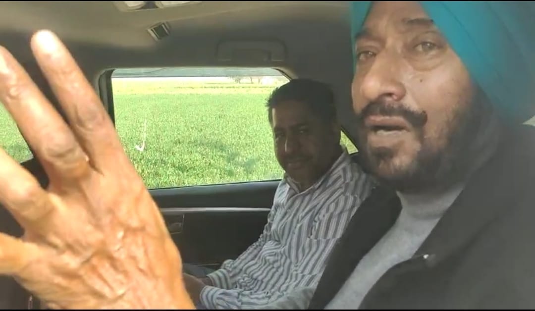 Farmers raised slogans in front of JJP state president in Jakhal