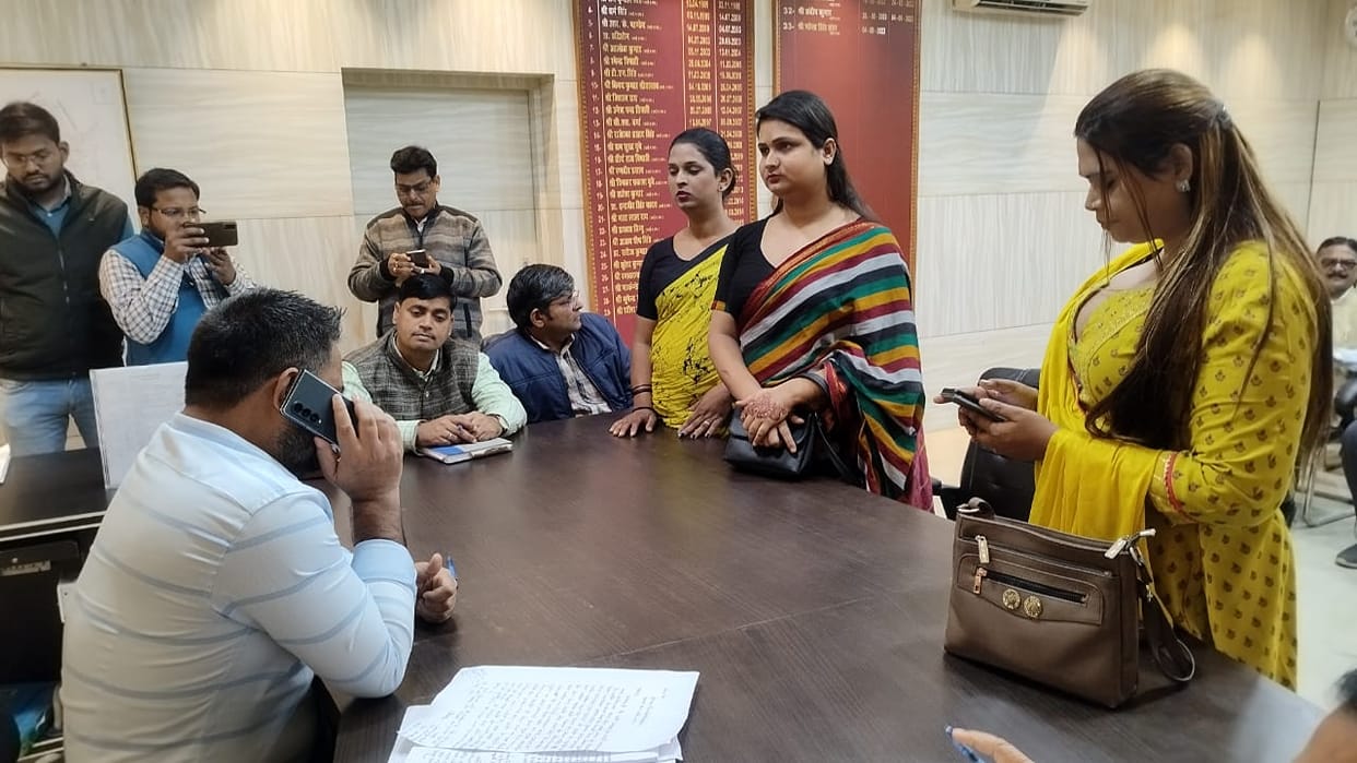 Eunuchs reached DM regarding area distribution