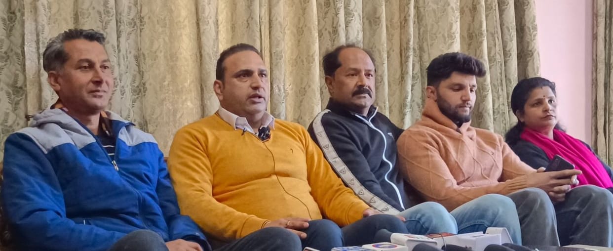 watert crisis in the city, local

Minister is sitting in Shimla: Bharat Sahni
