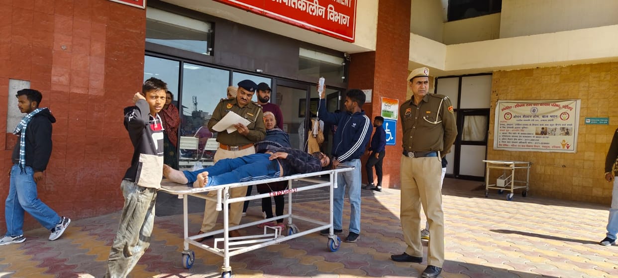 Shot in dispute over Rs 10, referred
