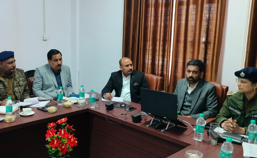 UP-Uttarakhand officials will work in mutual coordination on the border