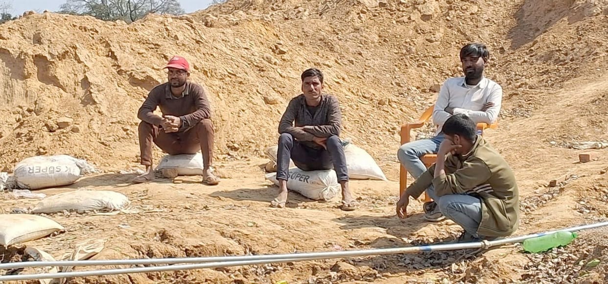 Construction of overhead tank behind Chhoti Ziarat stopped, submersible broken