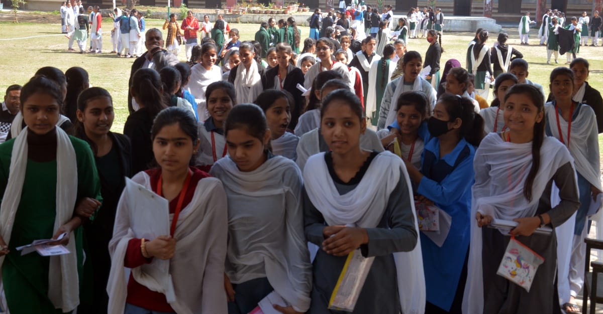 UP board exam started, 2438 remained absent on the first day