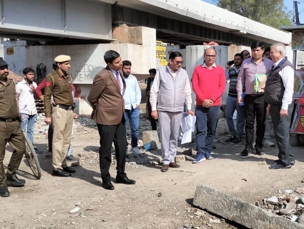 Municipal Corporation will build road with elevated track for Rs 2.51 crore
