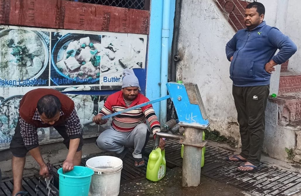 Water crisis started deepening in the city due to decrease in water level of sources.