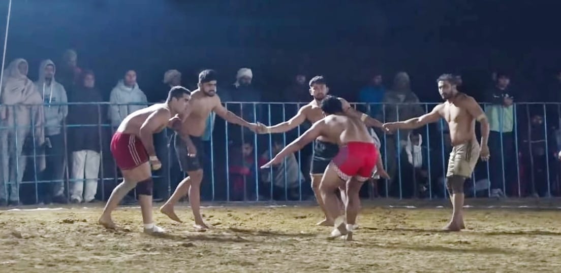 Bahu Akbarpur team was the winner in Circle Kabaddi