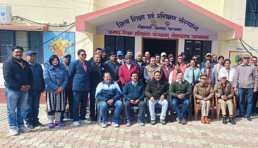 Emphasis on creating a better environment in the workshop on teacher education
