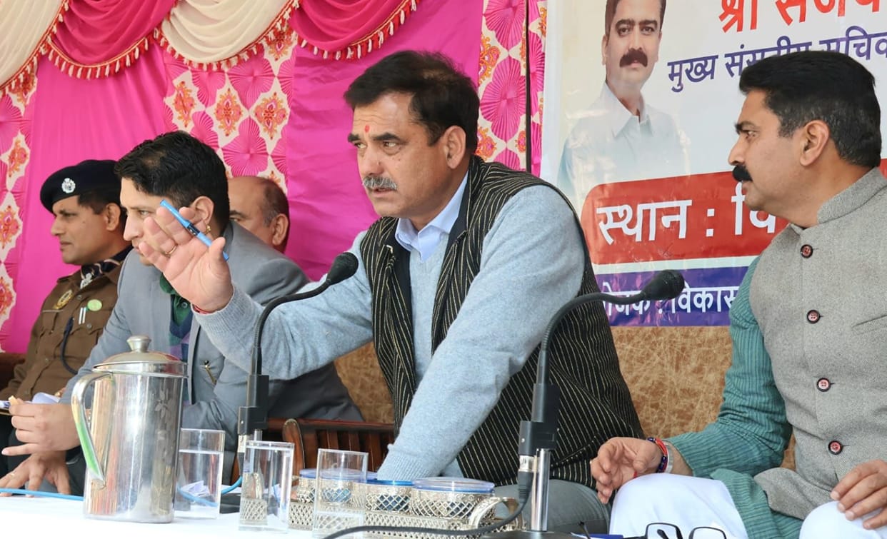 Issues related to revenue, roads and disaster relief reached the government's village door program