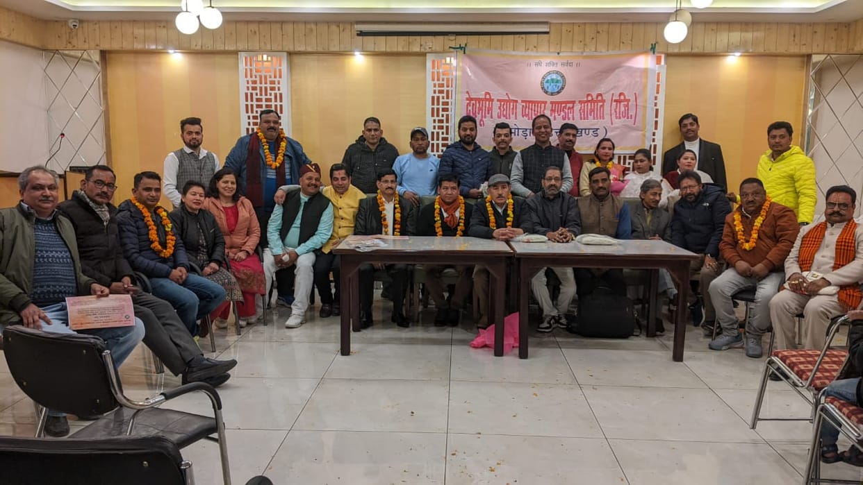 Manoj New Distt Chairman of Devbhoomi Vyapar Mandal