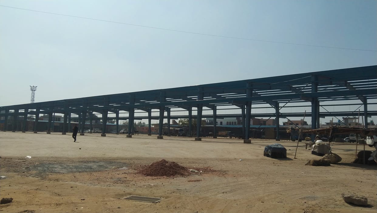 80 percent work of construction of shed in new vegetable market completed