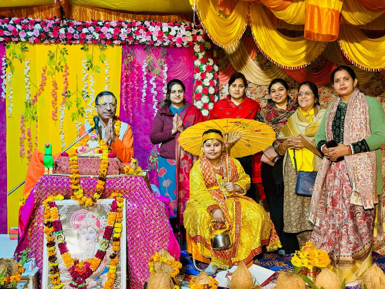 Man should always live a humble life: Anil Shastri