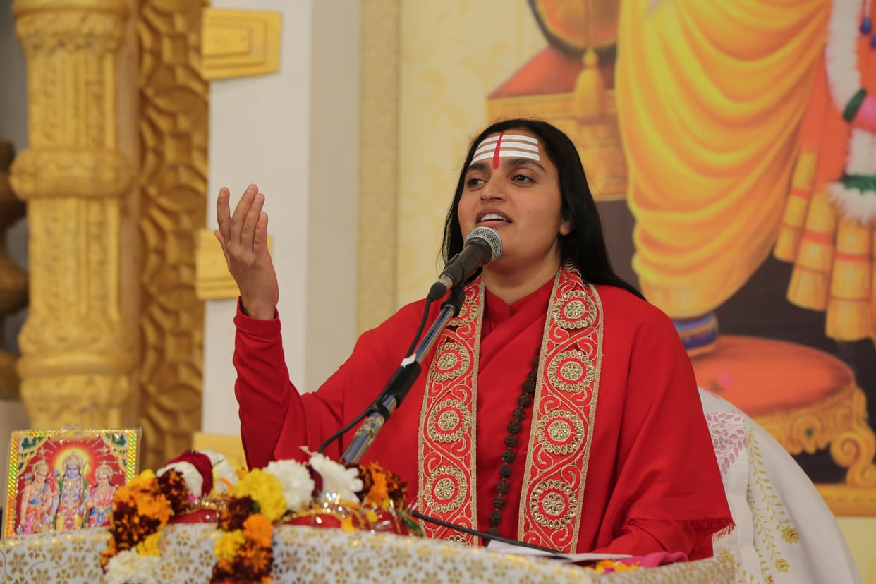 Sadgurus gave new direction to the era by holding the thread of society: Sadhvi Shreya Bharti