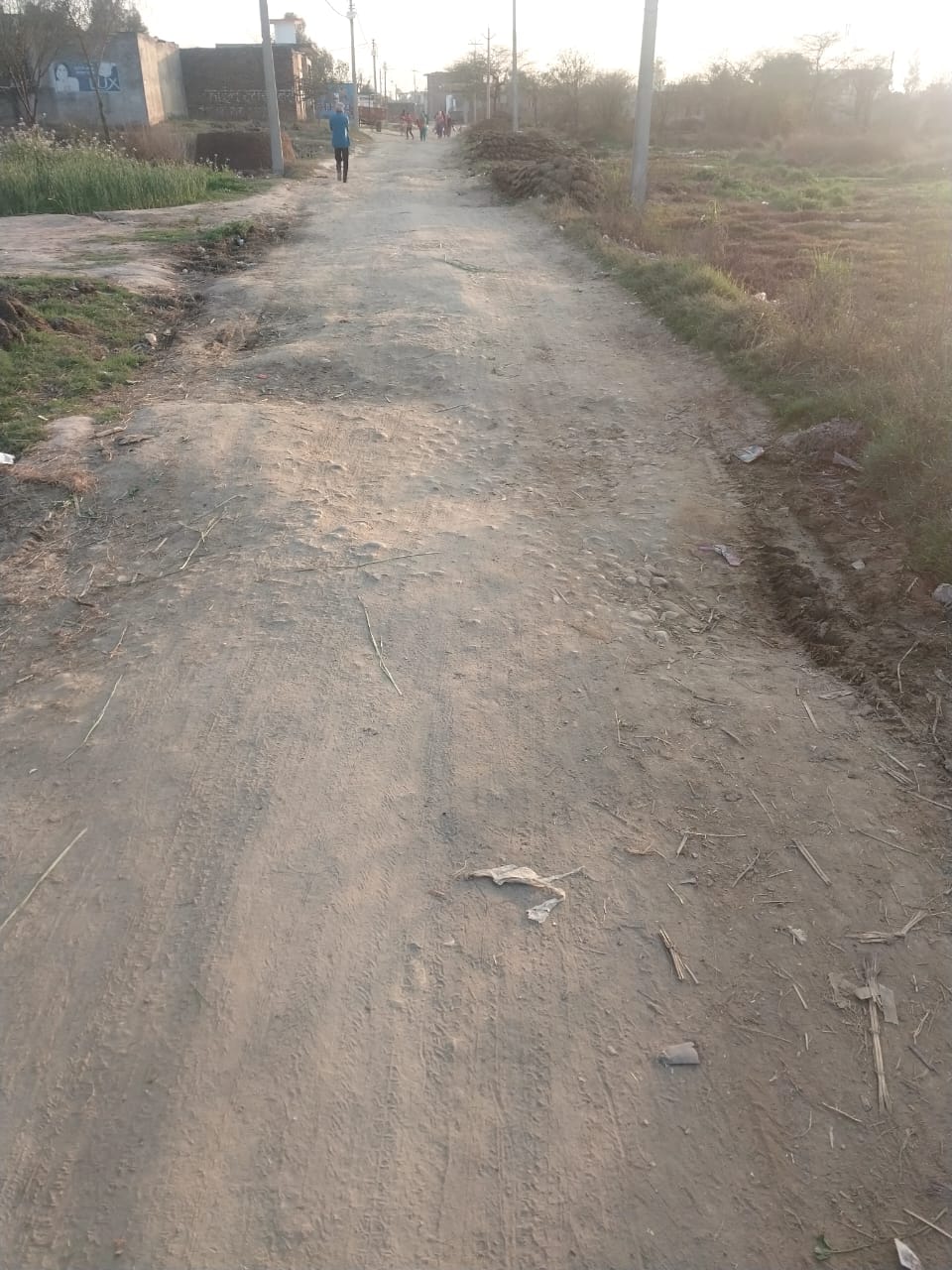 Barnawi's dilapidated road becomes a hindrance in the relationships of youth