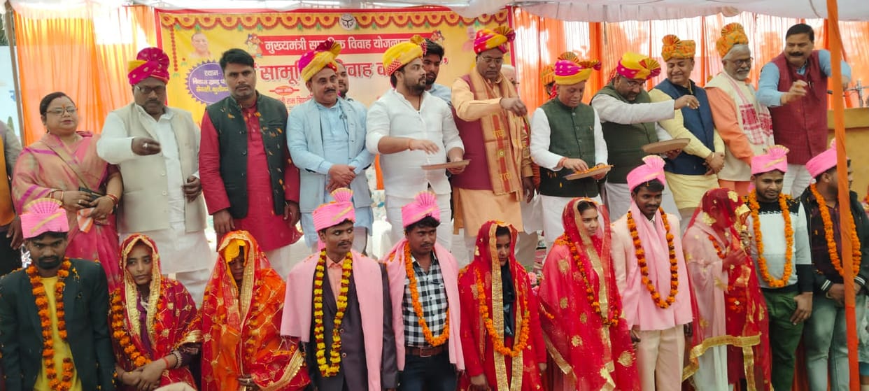 138 couples took seven rounds in the Chief Minister's mass marriage.