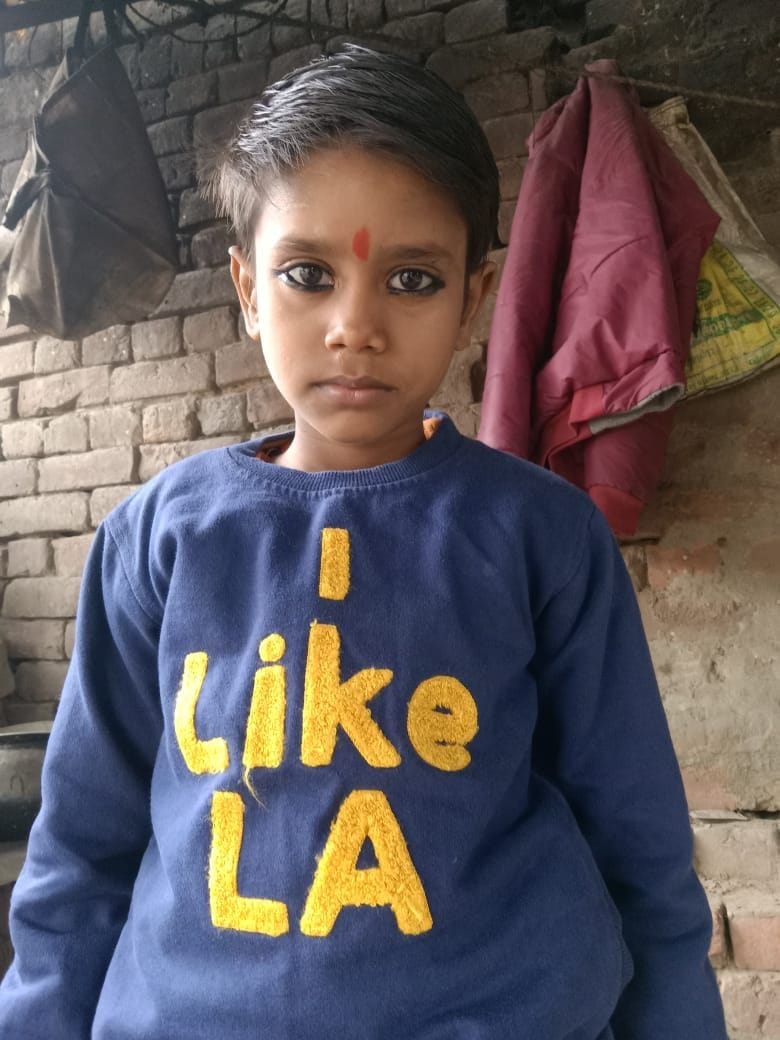A child who went out with his friends for a walk drowned in a canal.
