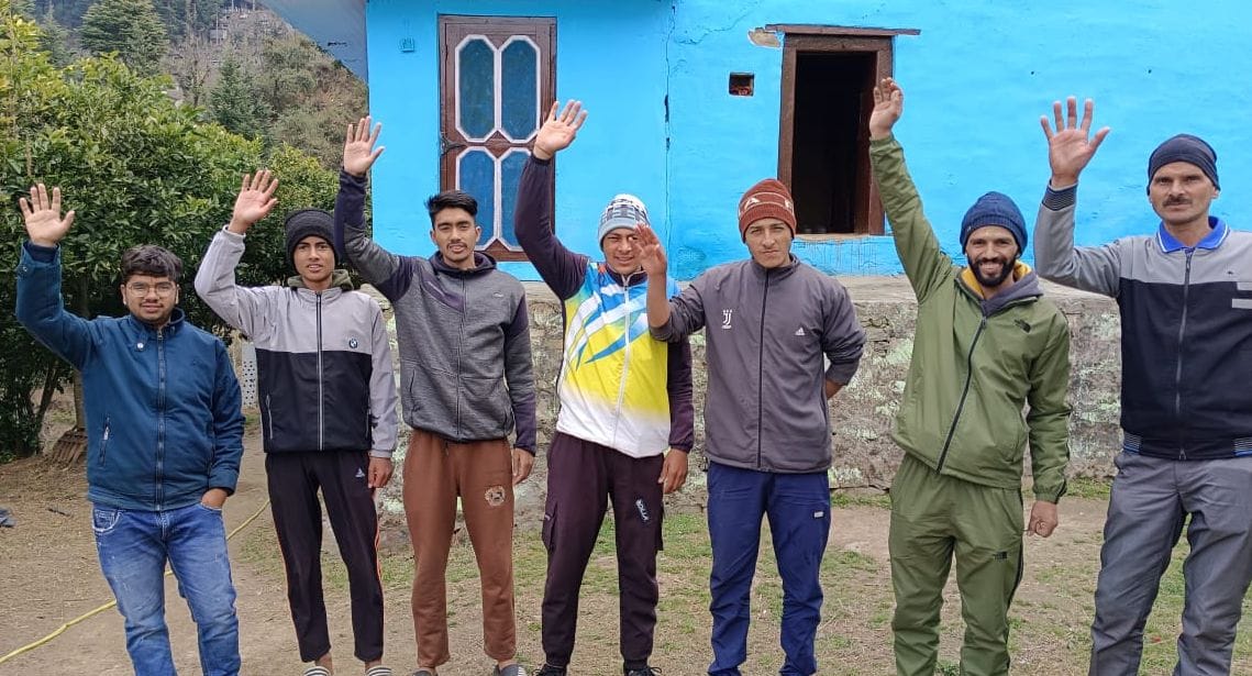 Demonstration of villagers troubled by contaminated red water