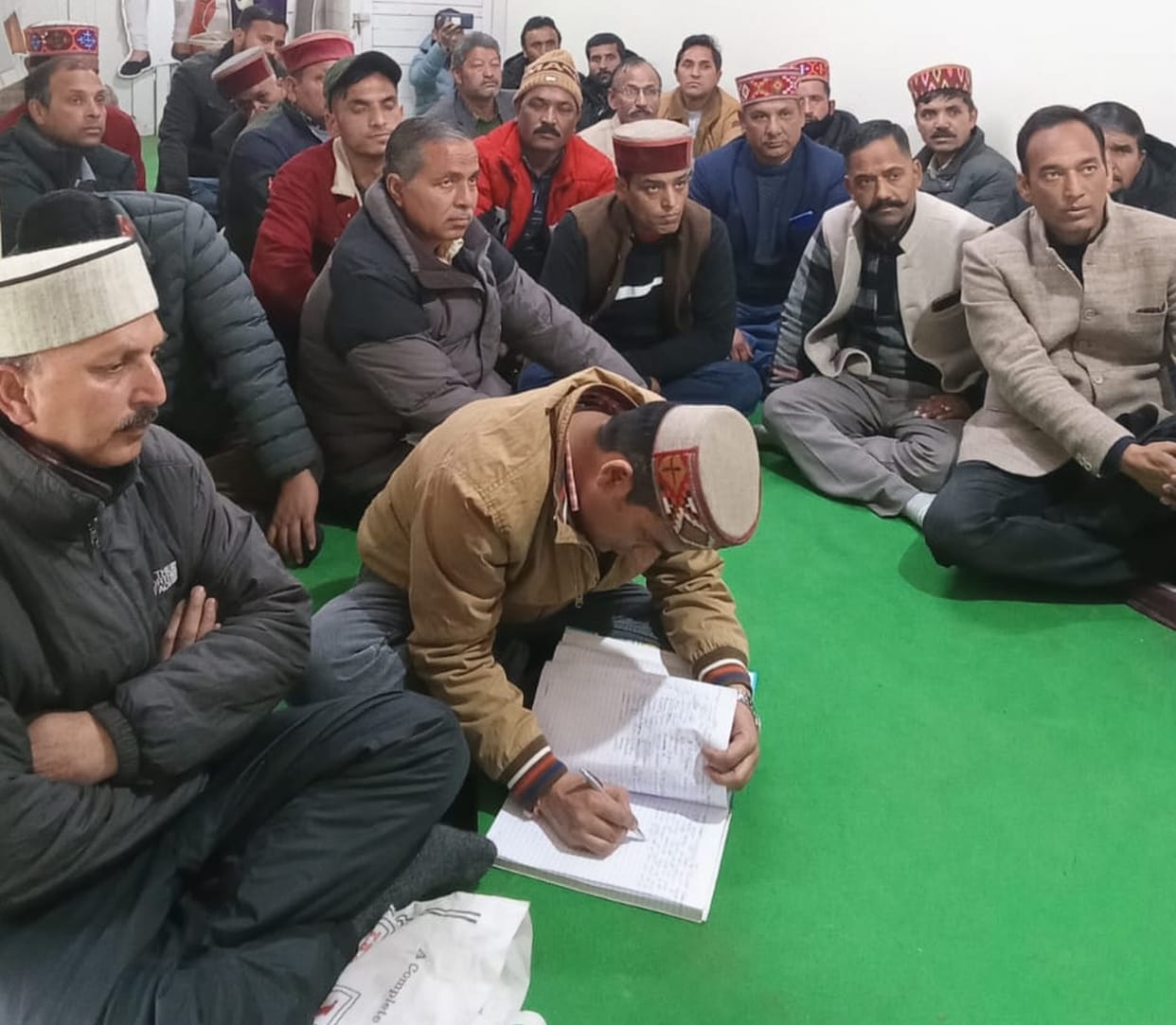 Will tell about Centre's plans by worshiping agricultural equipment: Hemraj