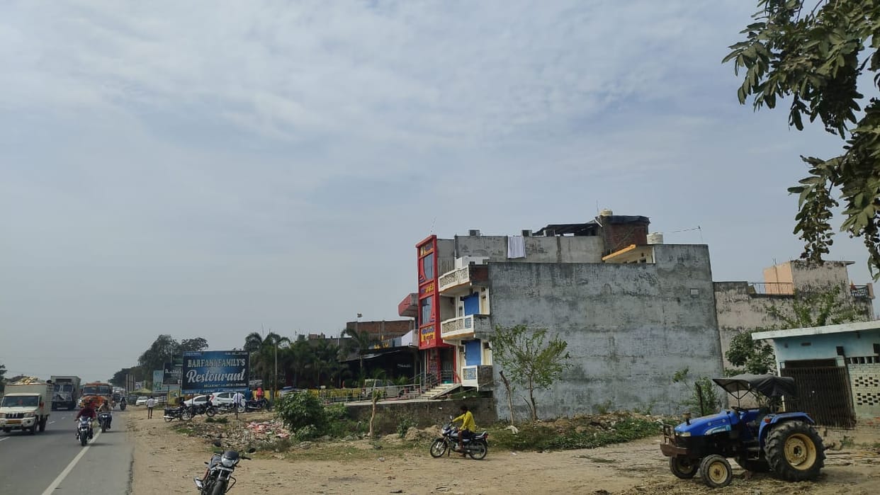 Restaurants, dhabas and houses are being built indiscriminately, there is no trace of greenery.