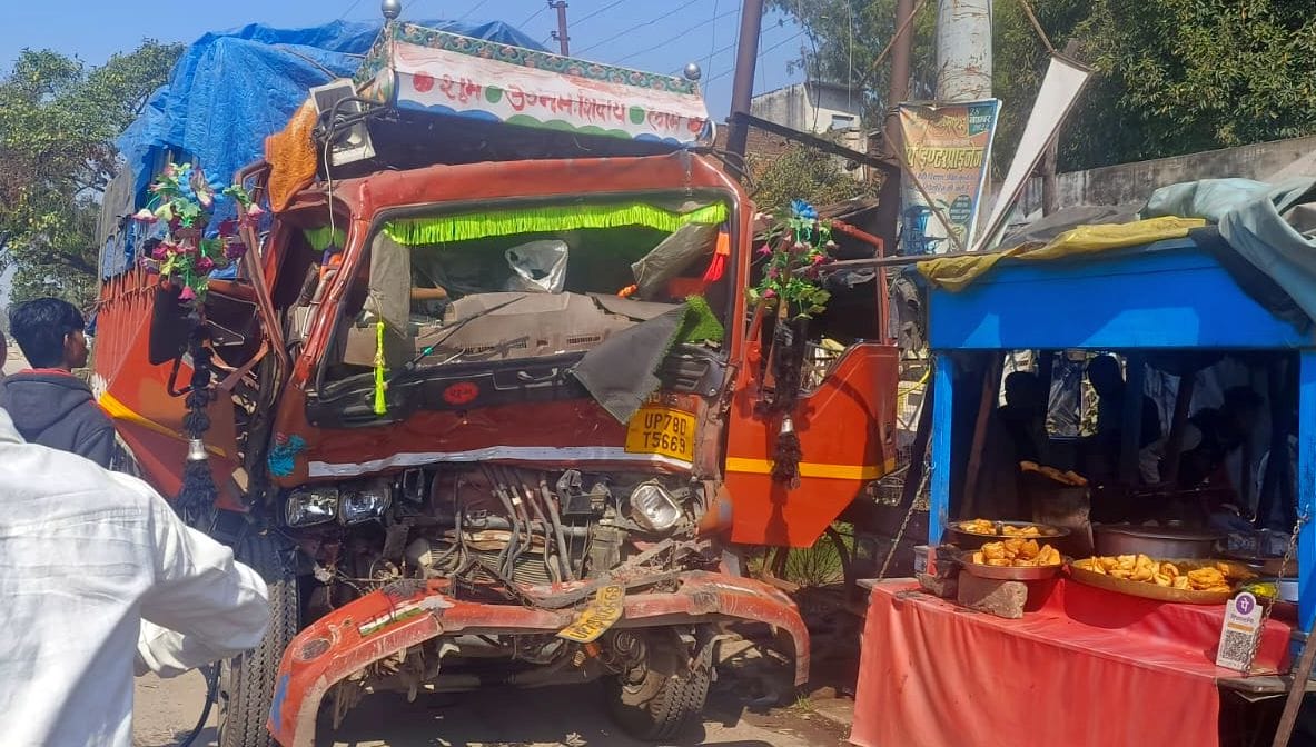 Uncontrolled DCM collides with truck, driver serious