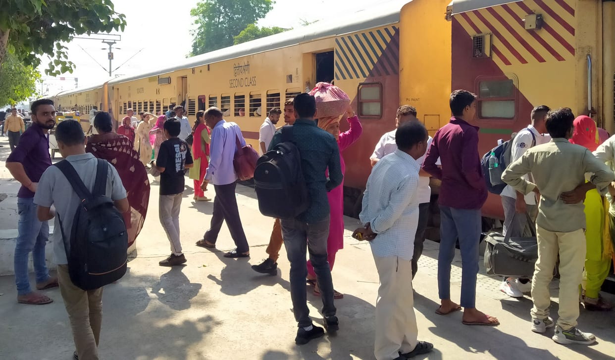 Coaches increased in four express trains passing through Jind