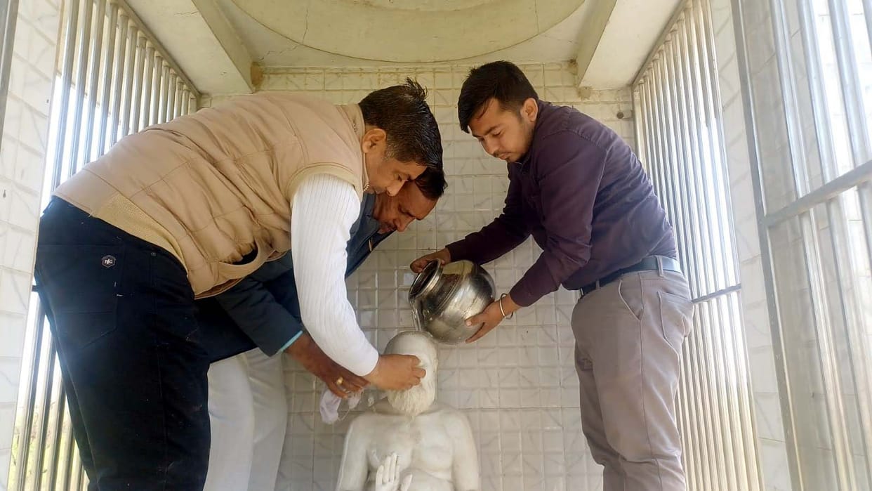 Jains celebrated the annual festival of Padmanchal with great pomp