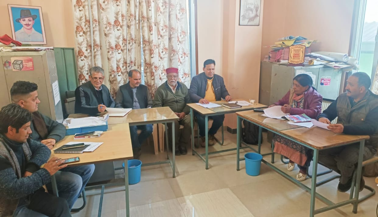 BJP wants to crush democracy with the help of money: Dr. Omkar