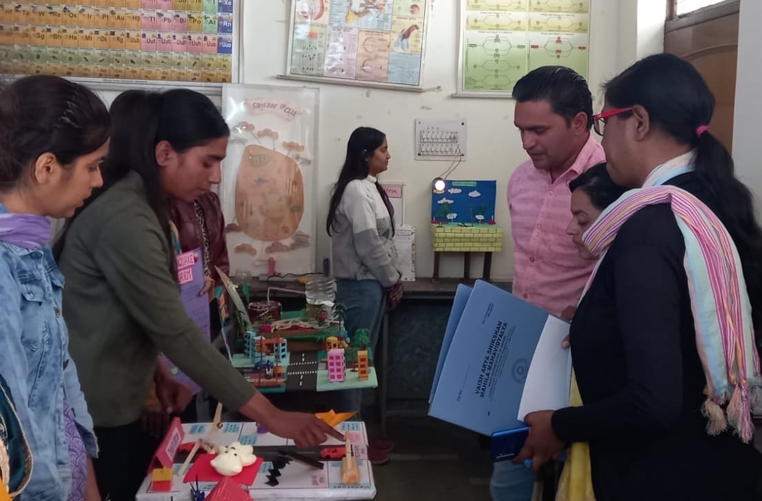 Monali stood first in working model competition