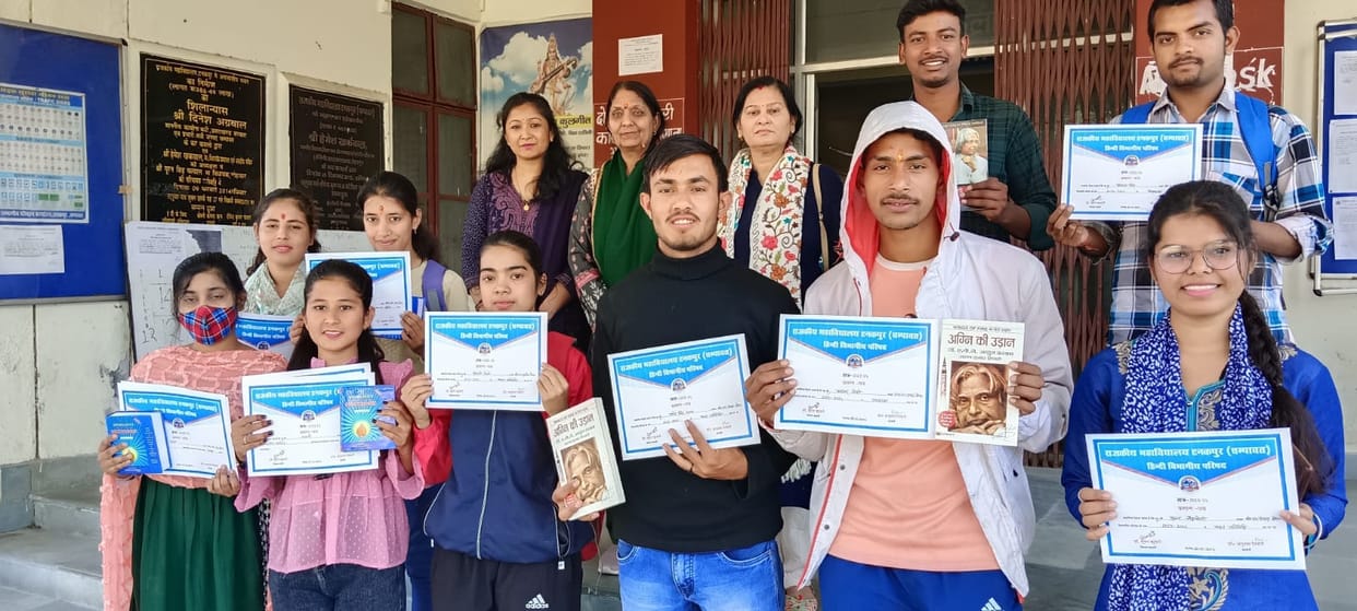 Uzma in chart and Madhavi first in self written poem.