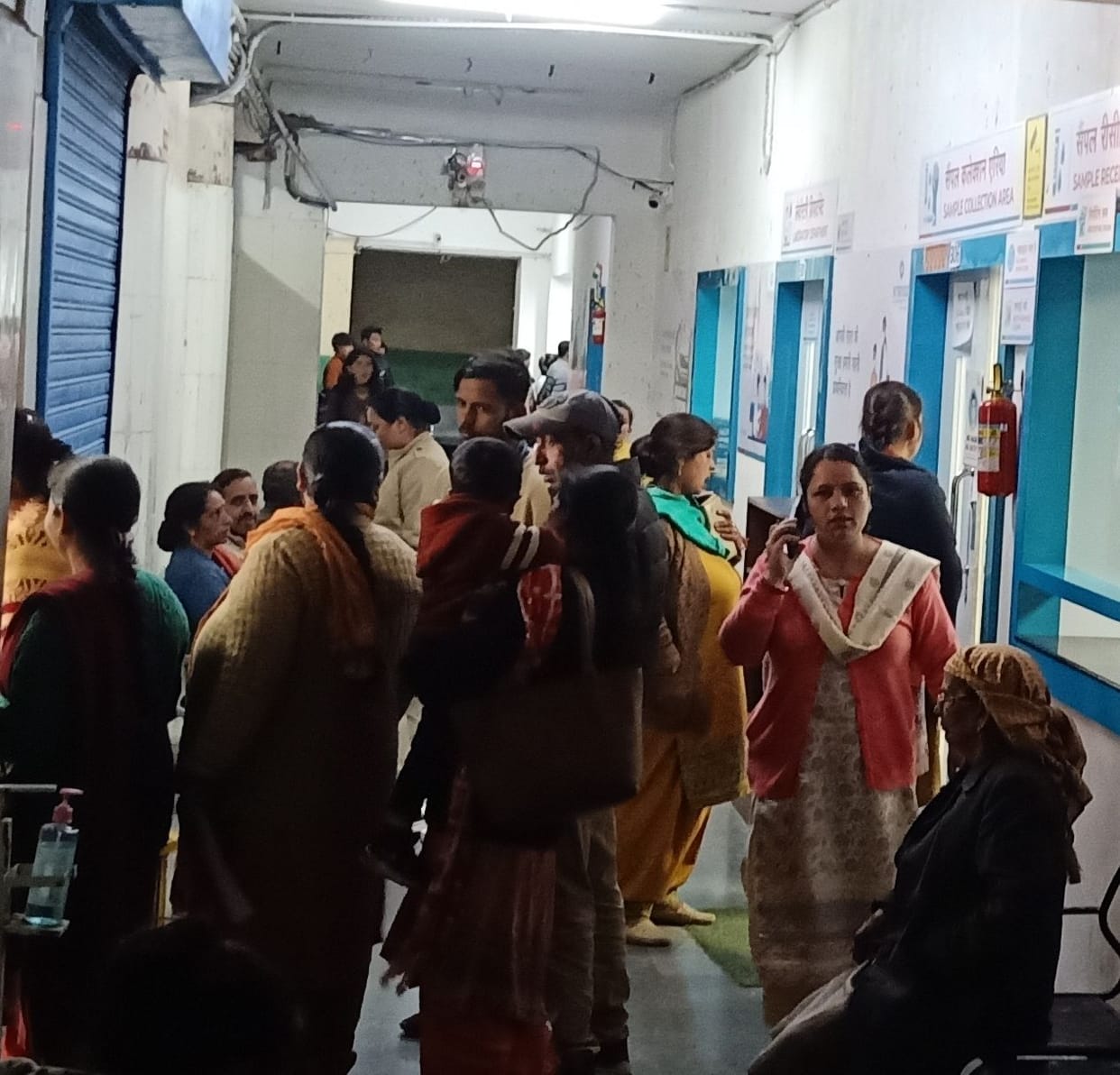 change in weather, hospital

Viral patients increased in