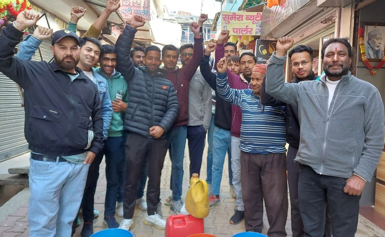 Demonstration of villagers for water in Lohaghat
